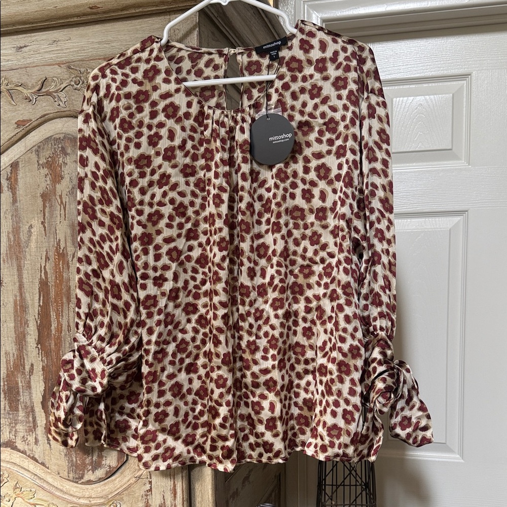 Atmosphere Cream Blouse with Burgundy Leopard Print and Tie Sleeves